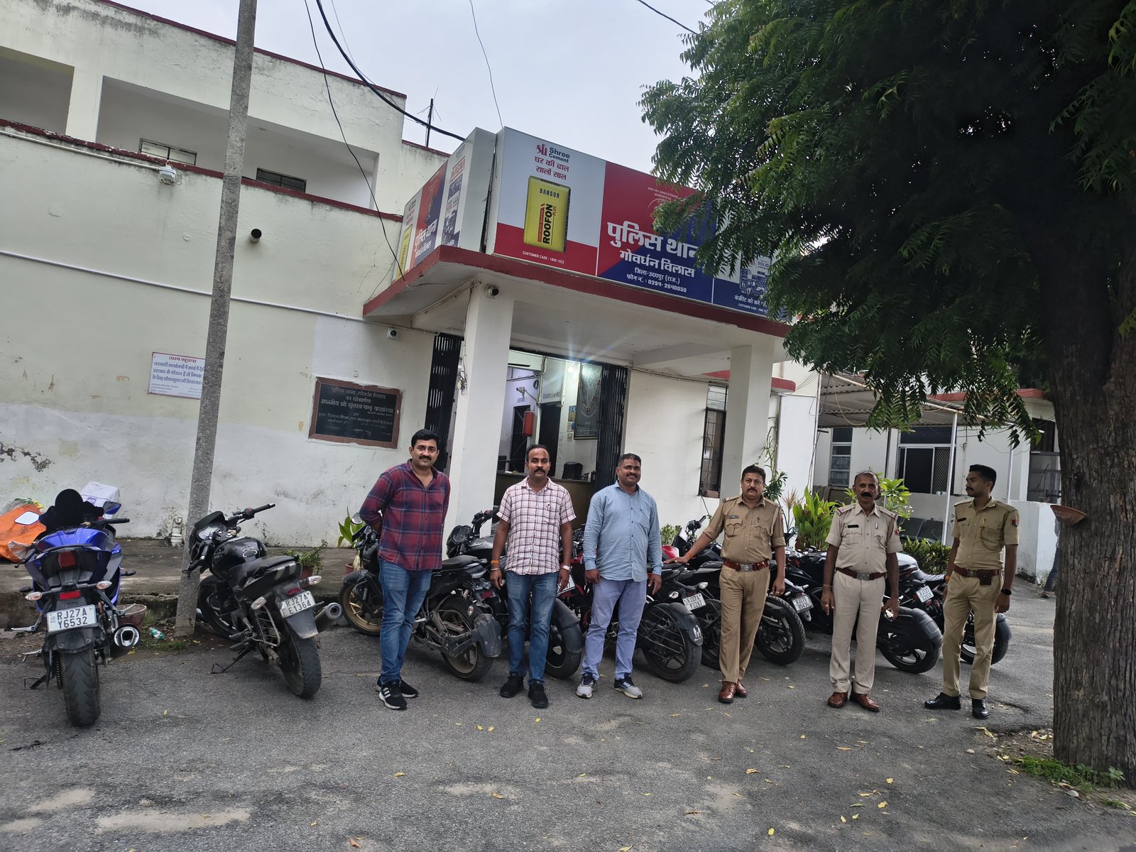 गोवर्धन विलास थाना पुलिस का बड़ा एक्शन, नियमों का उल्लंघन पर 12 पावर बाइक्स जब्त