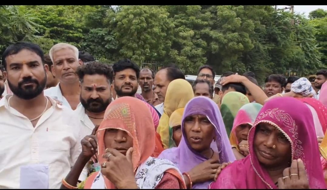 20 साल से पट्टों का इंतजार, थूर के ग्रामीणों ने प्रशासन से लगाई गुहार, कार्रवाई नहीं होने पर दी आंदोलन की चेतावनी